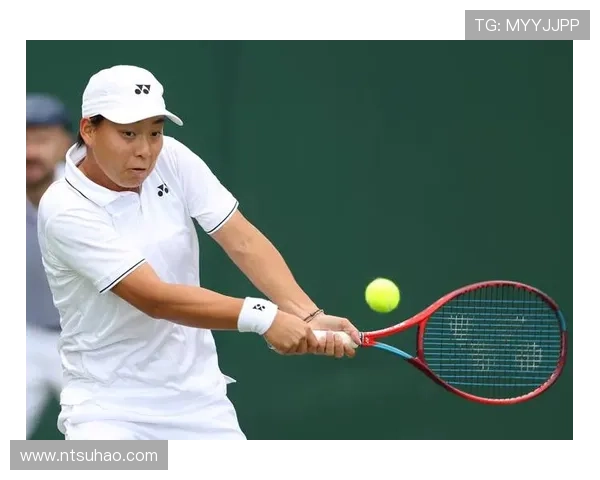 网球赛季焦点:2025年澳网新星崛起 老将退役潮涌现 网球赛季焦点:2025年澳网新星崛起 老将退役潮涌现