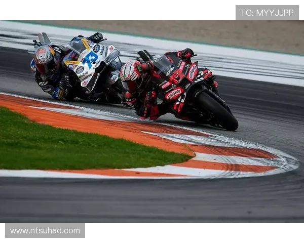 新赛季摩托车大奖赛多队竞速冠军争夺形势全面升温引发热议持续中